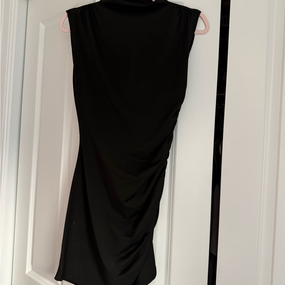 Elegant Black Sleeveless Dress